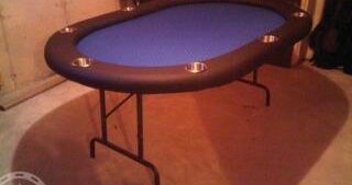 poker table
